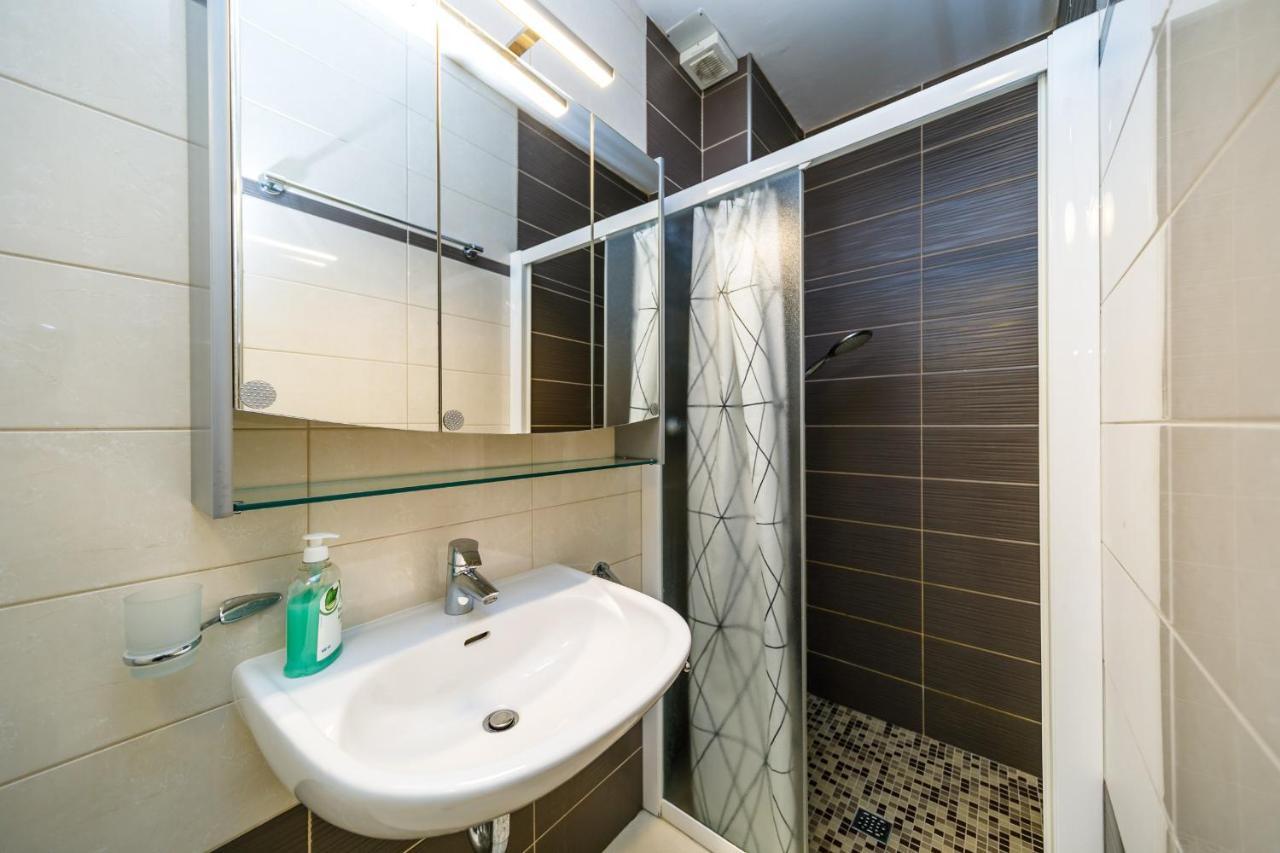 Studios Nada Крк Экстерьер фото